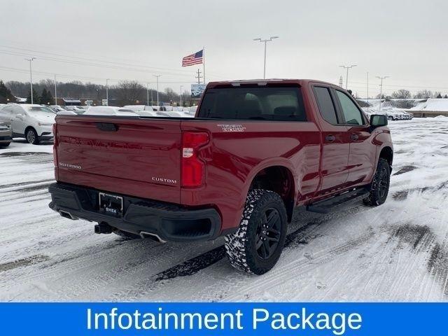Chevrolet Silverado 1500 Custom Trail Boss Double Cab 4WD 2020