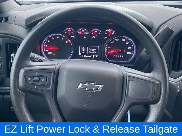 Chevrolet Silverado 1500 Custom Trail Boss Double Cab 4WD 2020