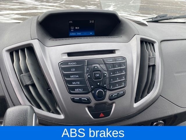 Ford Transit 150 Wagon Med. Roof XL w/Sliding Pass. 130-in. WB 2019