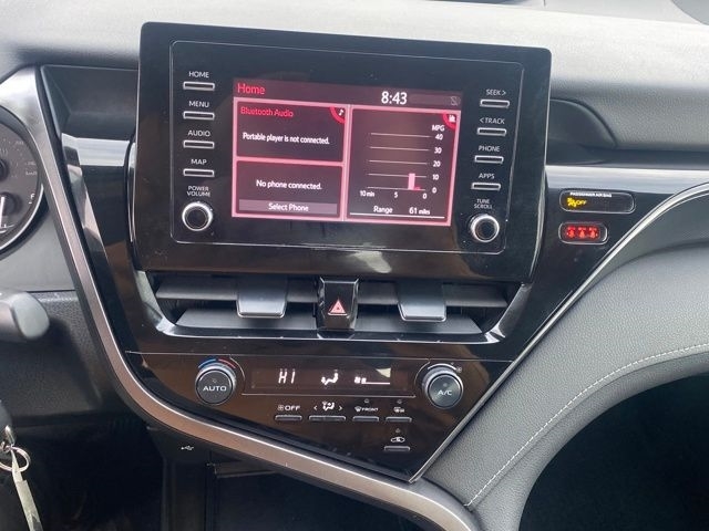 Toyota Camry SE 2023