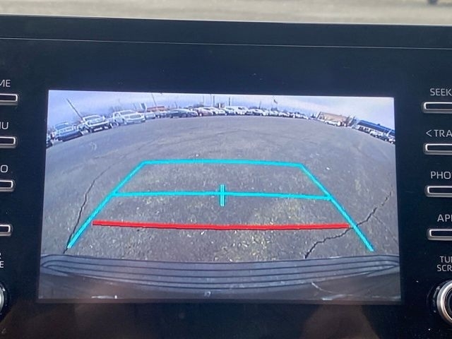 Toyota Camry SE 2023