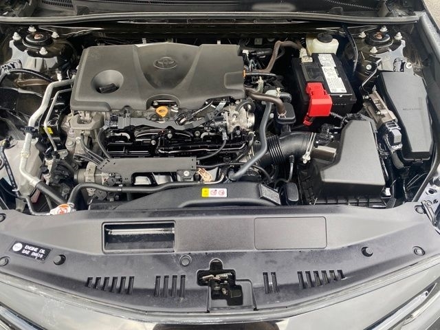 Toyota Camry SE 2023