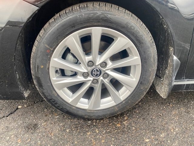 Toyota Camry SE 2023