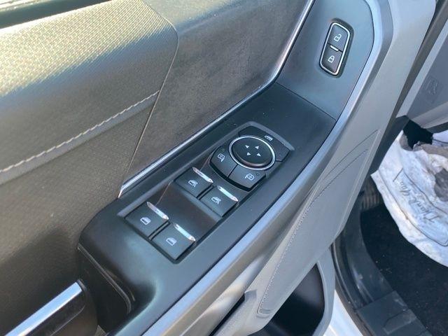 Ford F-150 XLT SuperCrew 4WD 2024