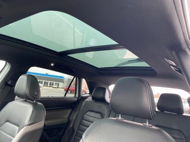 Volkswagen Atlas Cross Sport V6 SEL Premium R-Line 4MOTION 2023