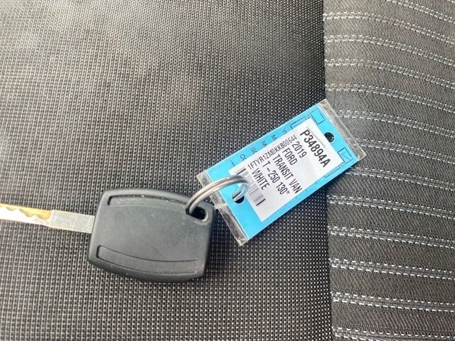 Ford Transit 250 Van Low Roof 60/40 Pass.130-in. WB 2019