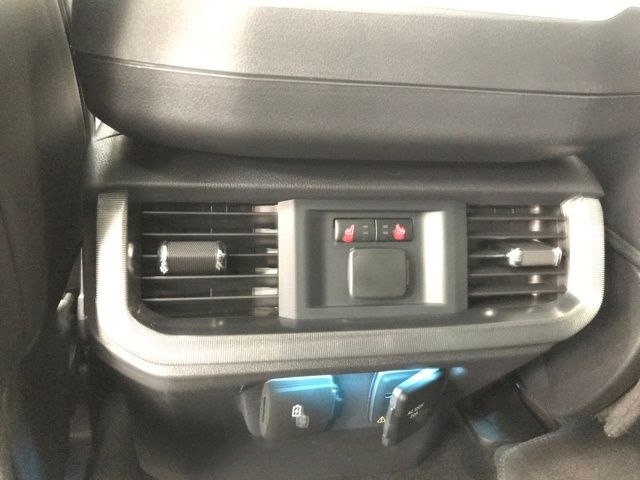 Ford F-150 Platinum SuperCrew 4WD 2025