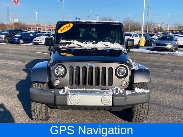 Jeep Wrangler Unlimited Sahara 4WD 2014