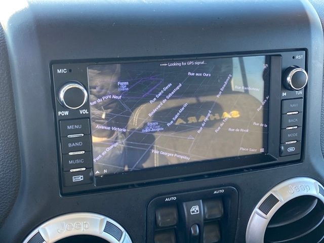 Jeep Wrangler Unlimited Sahara 4WD 2014