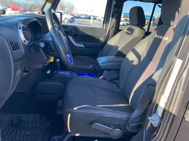 Jeep Wrangler Unlimited Sahara 4WD 2014