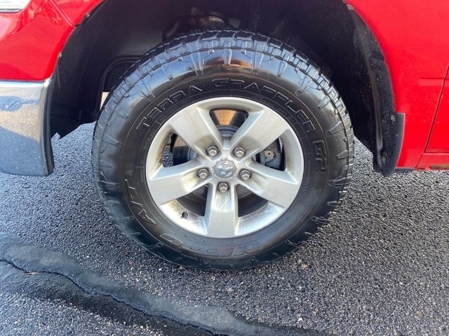 RAM 1500 SLT Quad Cab 4WD 2013