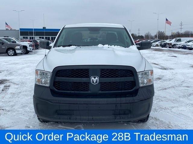 RAM 1500 Tradesman Crew Cab SWB 4WD 2018