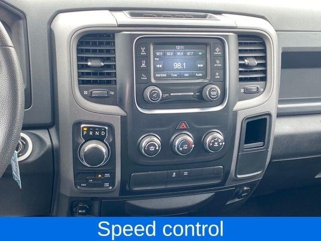 RAM 1500 Tradesman Crew Cab SWB 4WD 2018