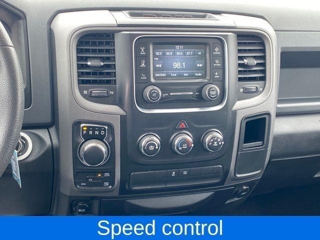 RAM 1500 Tradesman Crew Cab SWB 4WD 2018