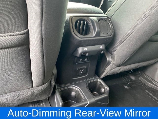 Jeep Gladiator Sport 2021