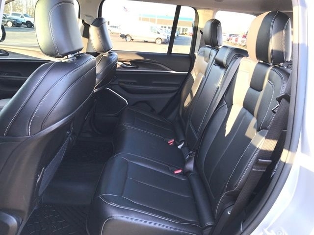 Jeep Grand Cherokee Limited 4WD 2024