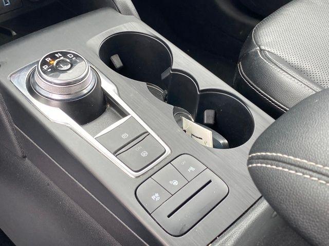 Ford Escape Hybrid Titanium AWD 2020