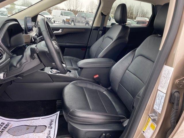 Ford Escape Hybrid Titanium AWD 2020