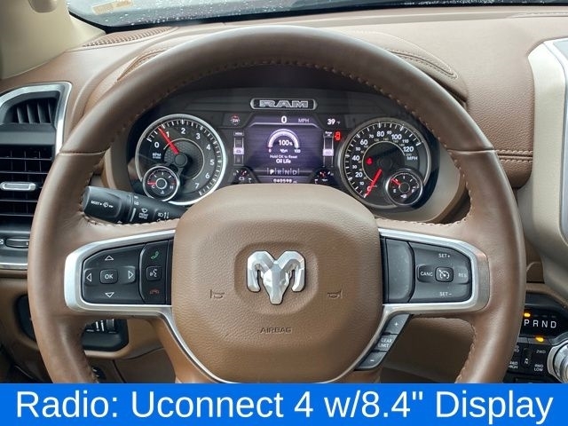 RAM 1500 Laramie Quad Cab 4WD 2021