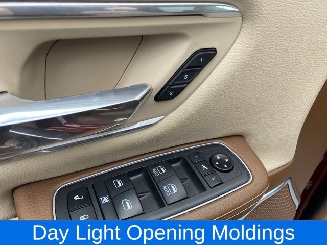 RAM 1500 Laramie Quad Cab 4WD 2021