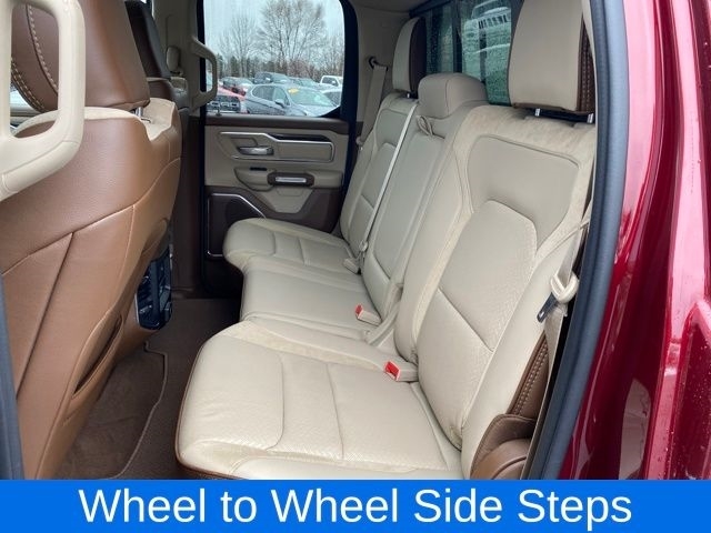 RAM 1500 Laramie Quad Cab 4WD 2021