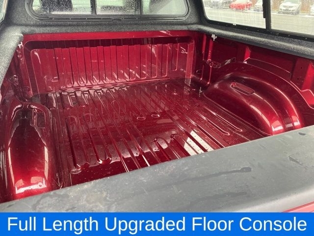 RAM 1500 Laramie Quad Cab 4WD 2021