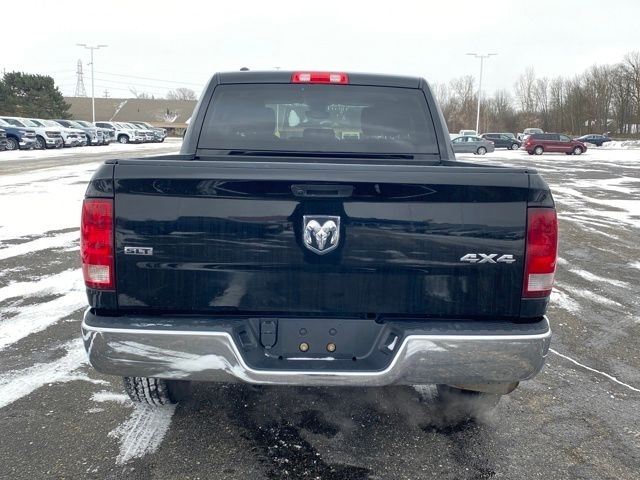 RAM 1500 Classic Tradesman Crew Cab SWB 4WD 2022