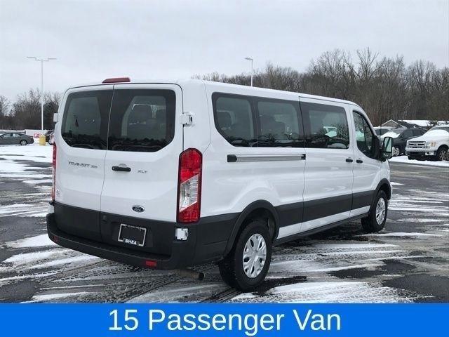 Ford Transit 350 Wagon Low Roof XLT w/Sliding Pass. 148-in. WB 2023