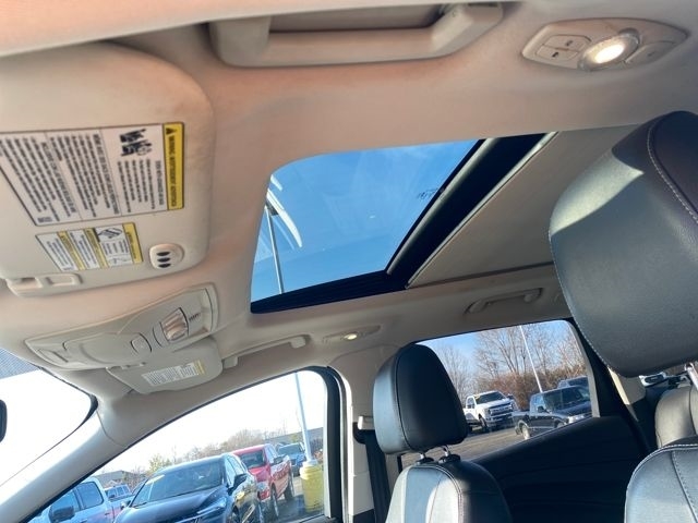 Ford Escape Titanium 4WD 2013