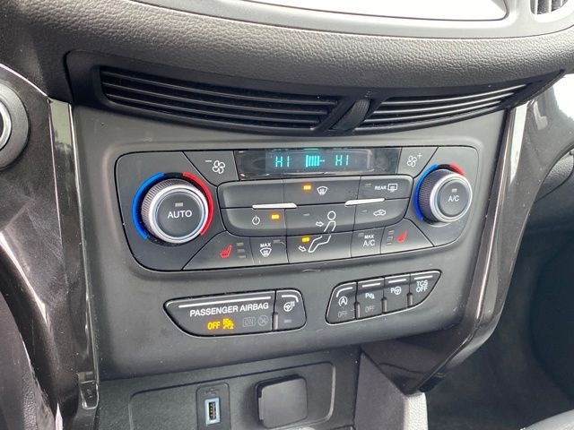 Ford Escape Titanium 4WD 2019