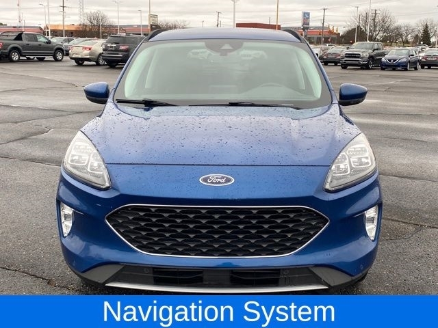 Ford Escape Titanium 4WD 2022