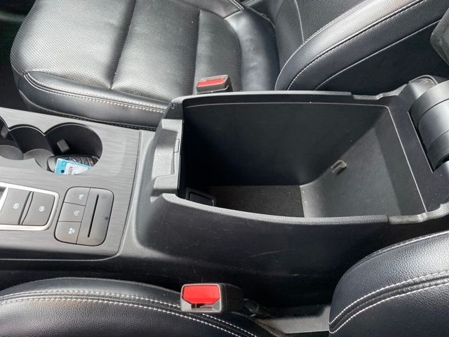 Ford Escape Titanium 4WD 2022