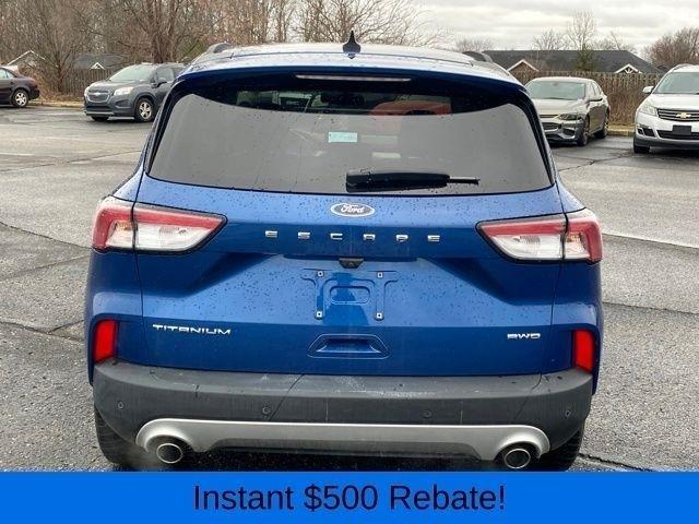 Ford Escape Titanium 4WD 2022