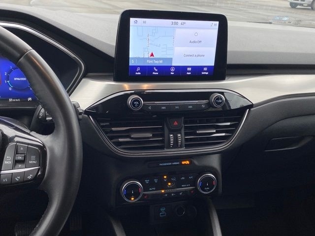 Ford Escape Titanium 4WD 2022