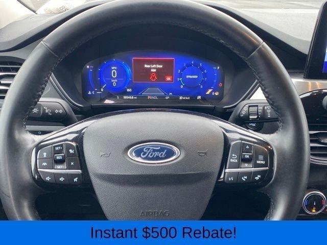 Ford Escape Titanium 4WD 2022