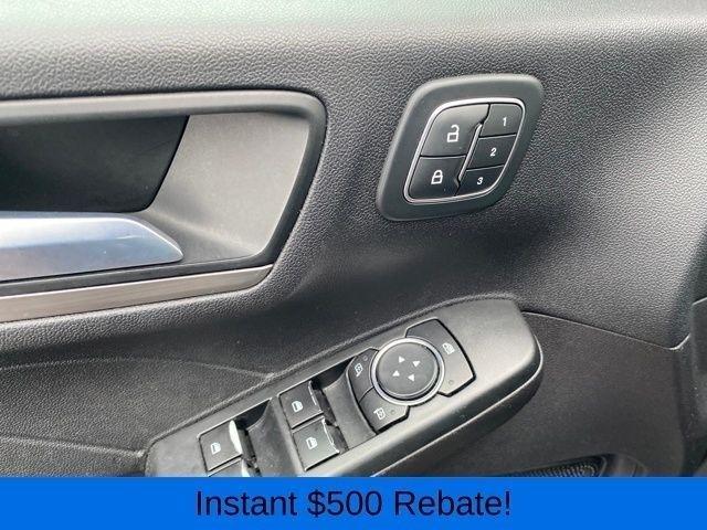 Ford Escape Titanium 4WD 2022