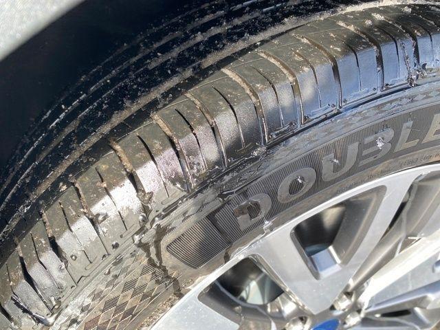 Ford Escape Titanium 4WD 2022