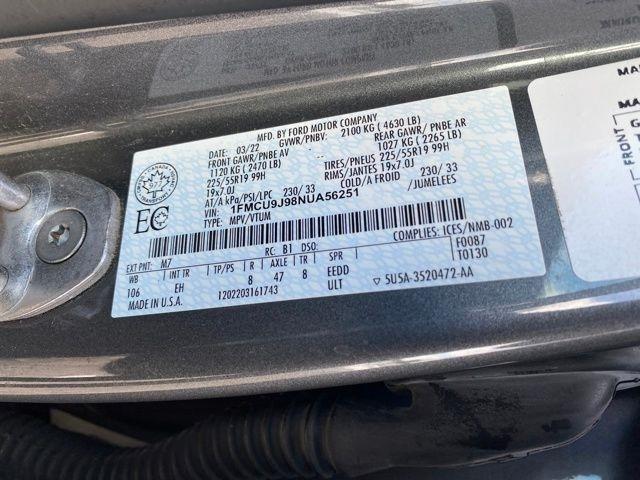 Ford Escape Titanium 4WD 2022