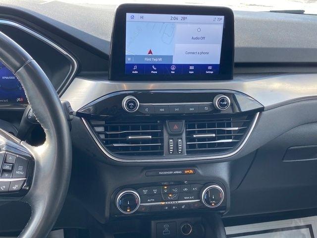 Ford Escape Titanium 4WD 2022