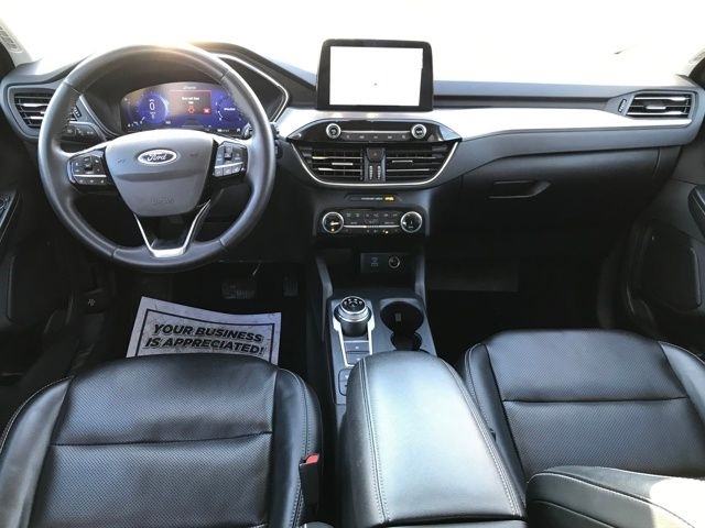 Ford Escape Titanium 4WD 2022