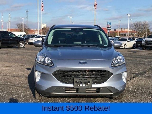 Ford Escape Titanium 4WD 2022