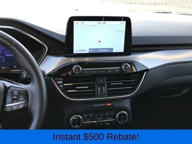 Ford Escape Titanium 4WD 2022