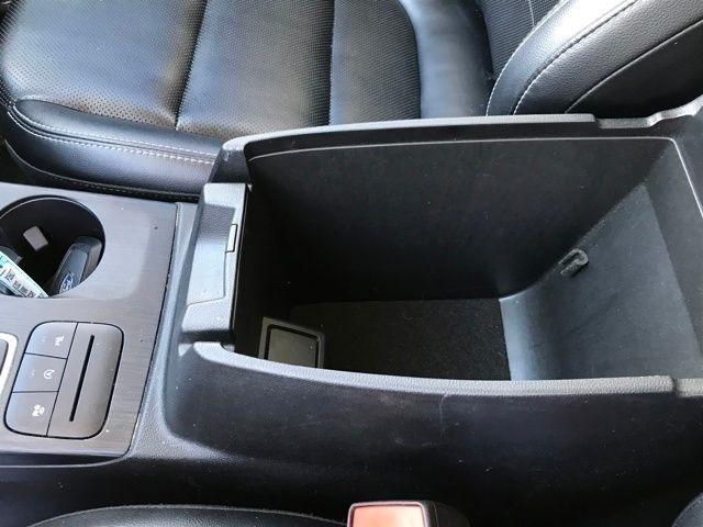 Ford Escape Titanium 4WD 2022