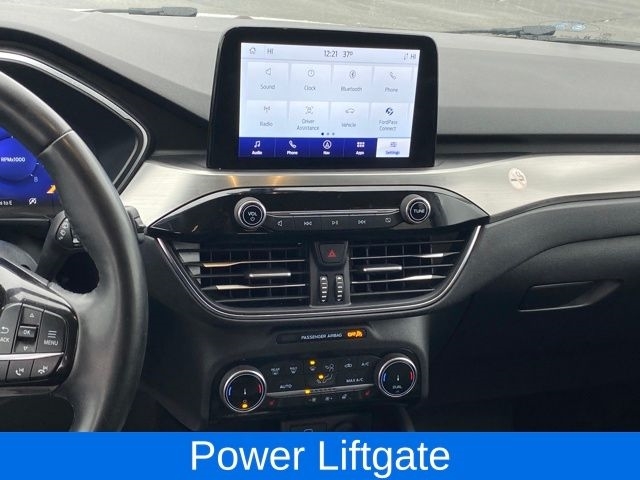 Ford Escape Titanium 4WD 2022