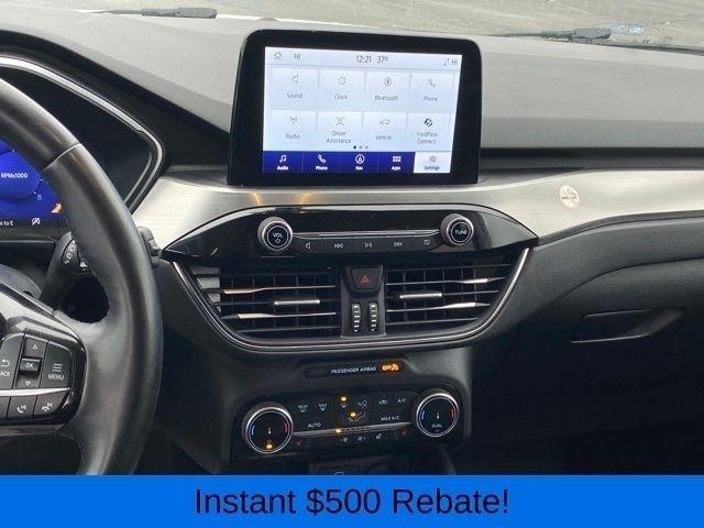 Ford Escape Titanium 4WD 2022