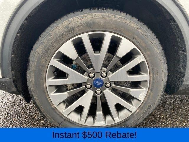 Ford Escape Titanium 4WD 2022