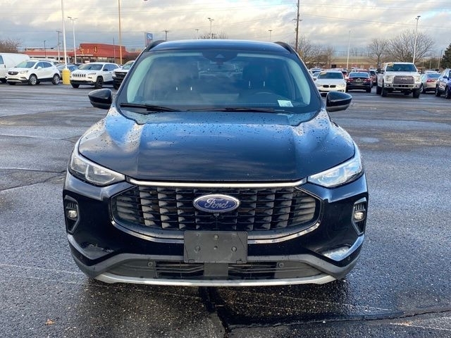 Ford Escape Platinum AWD 2023