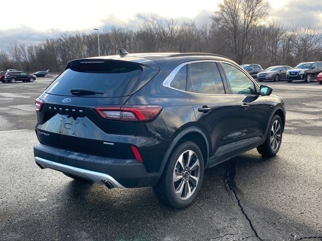 Ford Escape Platinum AWD 2023