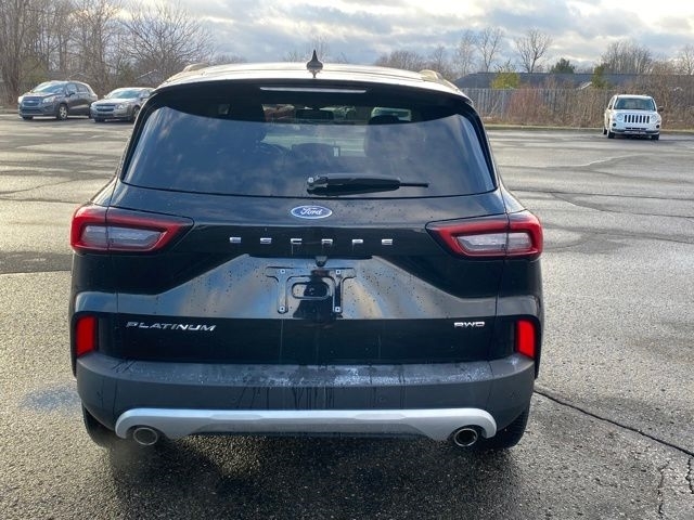 Ford Escape Platinum AWD 2023