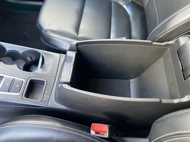 Ford Escape Platinum AWD 2023